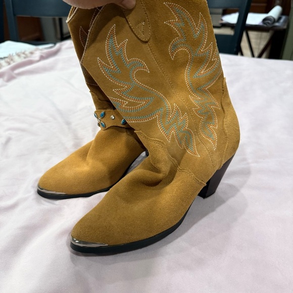 Dingo Tan Suede Heeled Boots with Blue Accents - Picture 2 of 11